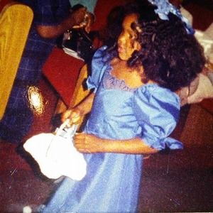 Meet your Posher, Kellishia